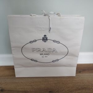 Prada Authentic Luxury Paper Shopping Bag Flaws